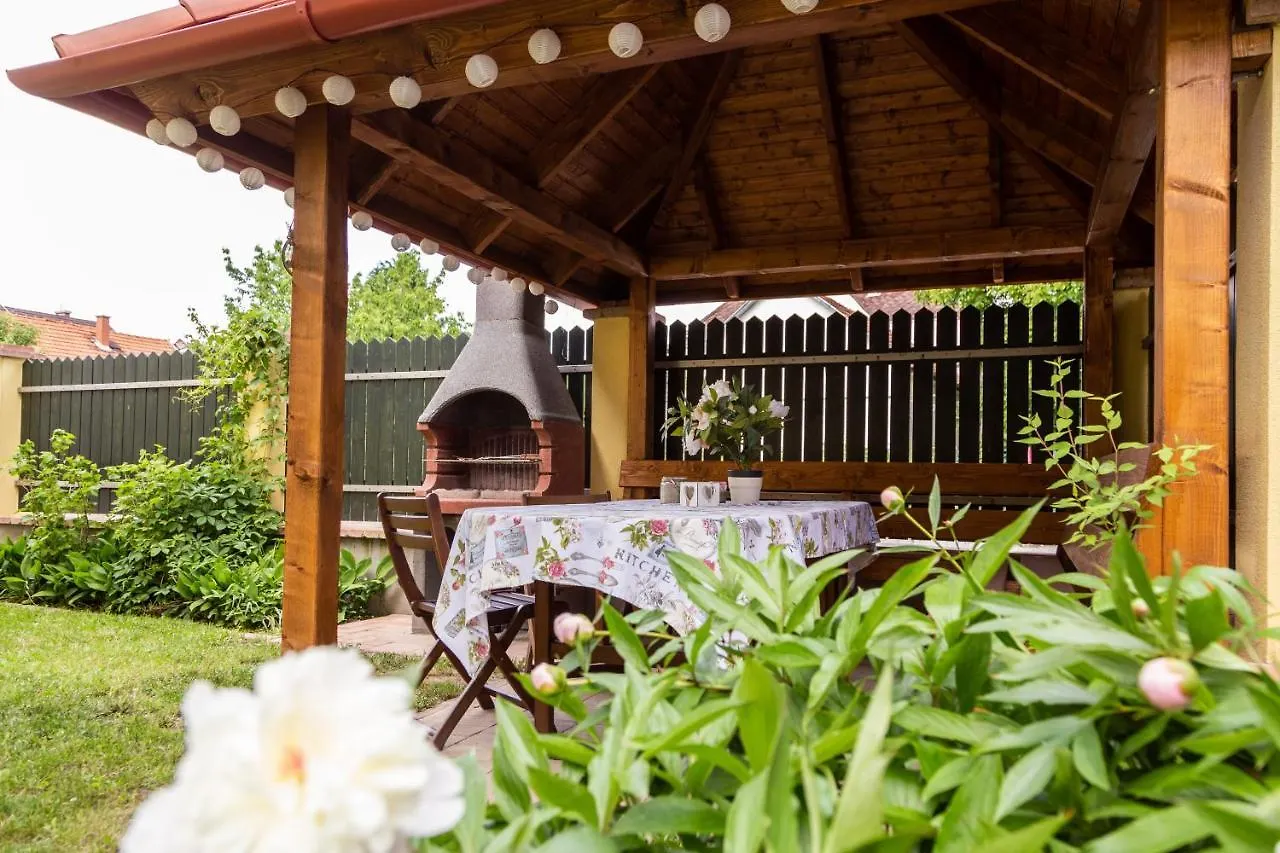 Vanilia Apartman Eger Hongarije